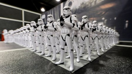 ,    Disney:   Star Wars Celebration